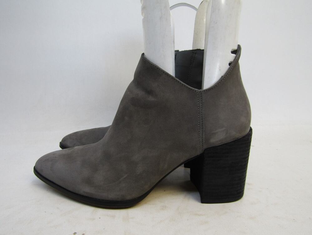 Vince Camuto Women Sz 7 M Gray Leather Zip Ankle Fashion Boots Bootie